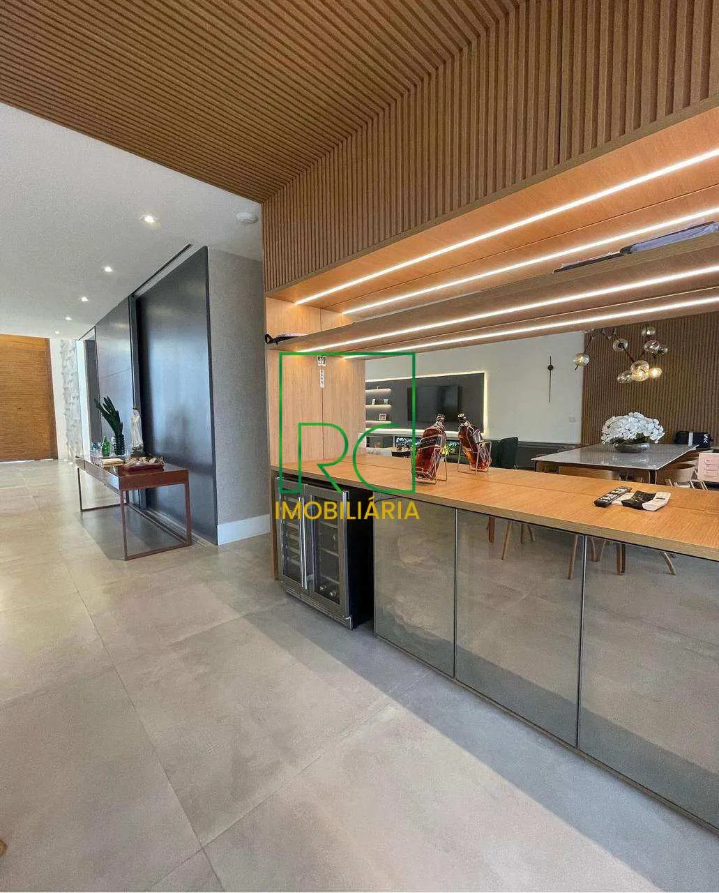 Furnished house with 5 bedrooms and 5 bathrooms — photo 13