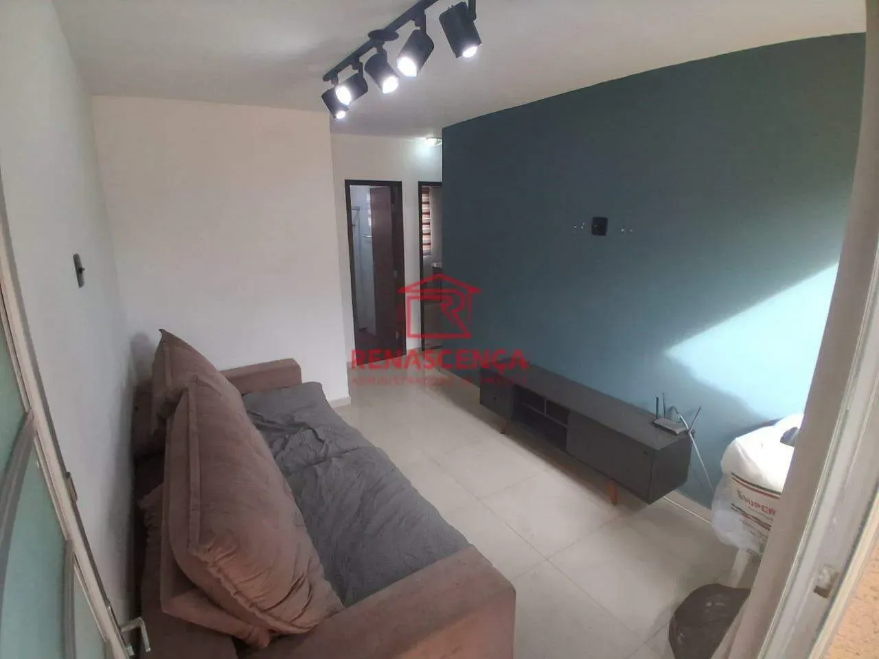 Apartamento con 2 dormitorios y cocina independiente — photo 22