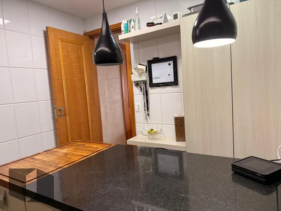 Furnished penthouse with 4 bedrooms and 3 bathrooms — photo 16