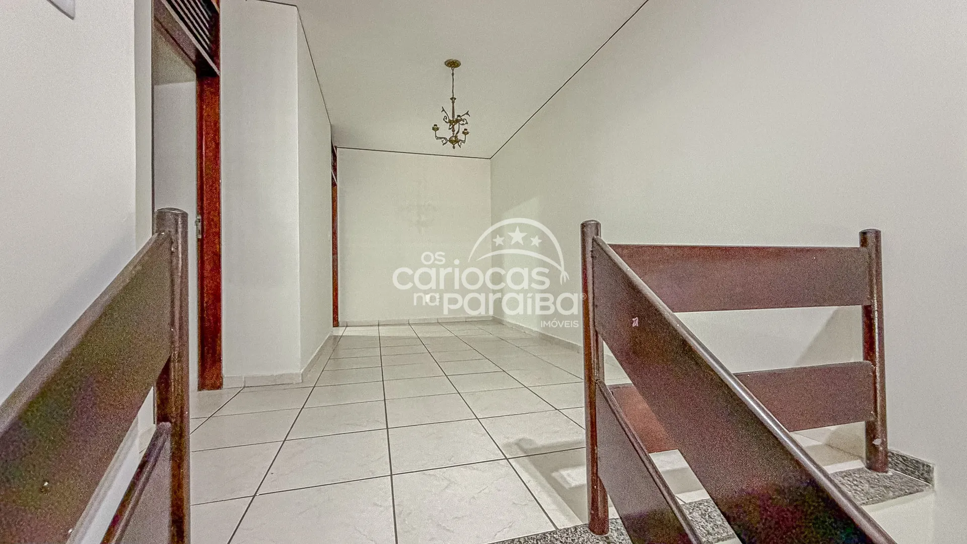 Casa con 3 suites y 5 plazas de garaje con jardín — photo 28