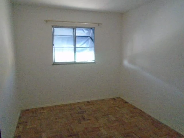 54 m² apartment with a closed kitchen and 2 bedrooms — photo 3