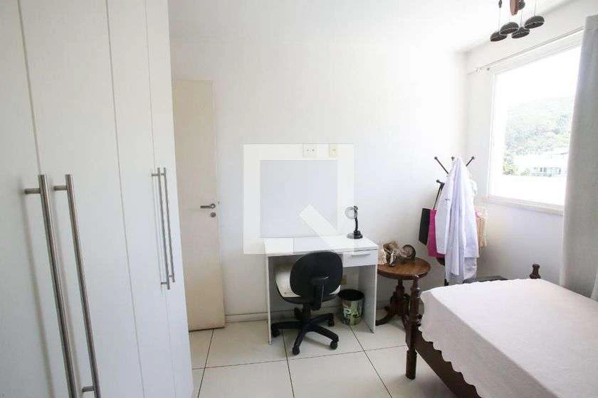 Apartamento sin amueblar de 4 dormitorios con jardín privado — photo 28