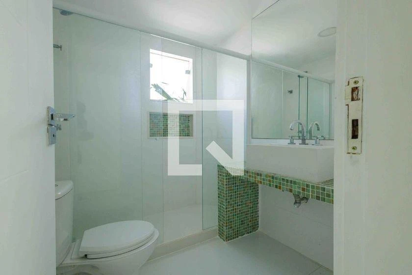 6-bedroom house with 470 m² and 7 parking spaces — photo 19