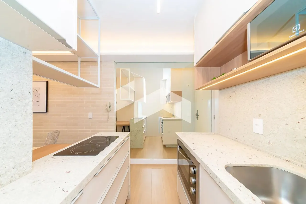 1-bedroom apartment with open-plan kitchen and 34 m² — photo 13