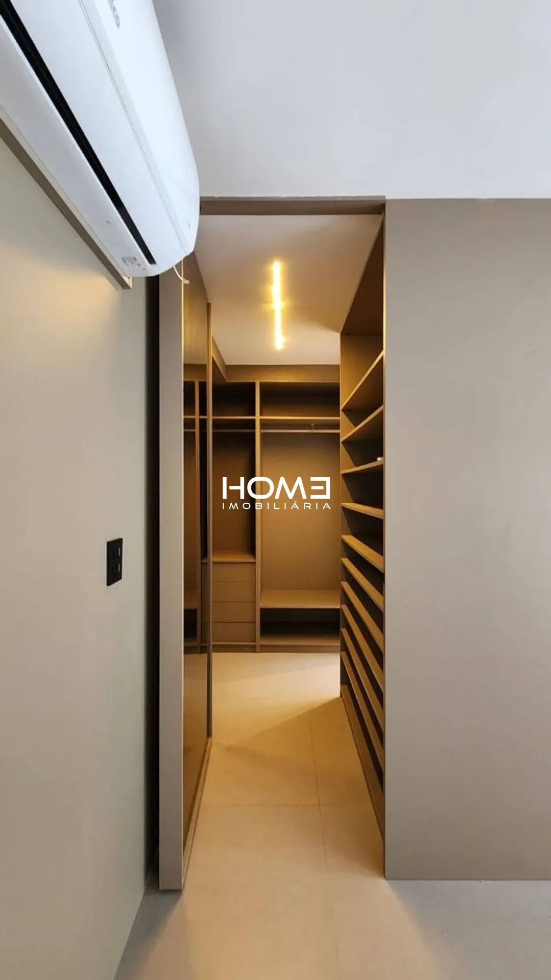 Furnished house, 357 m², with floor-to-ceiling windows — photo 7