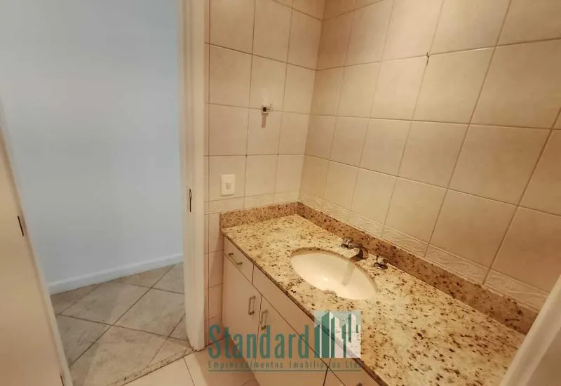 Apartamento com 2 dormitórios, 2 banheiros e 2 vagas — photo 16