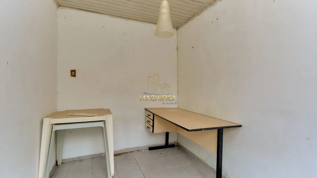 House with 3 bedrooms and a private BBQ area — photo 17