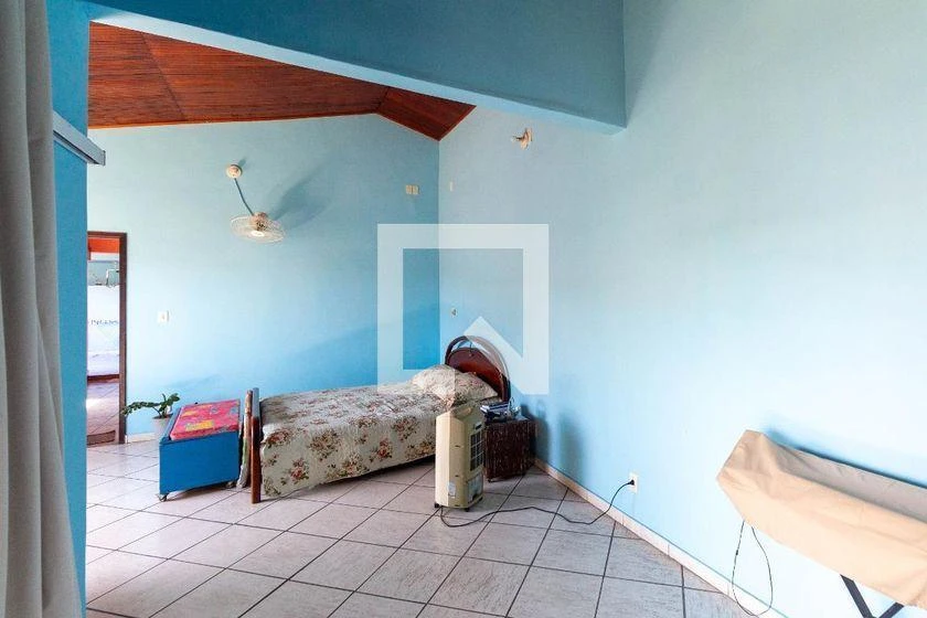 7-bedroom house with a home office in Rio de Janeiro — photo 49