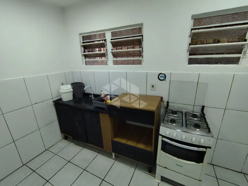 Unfurnished 35 m² studio with a gas stove — photo 9