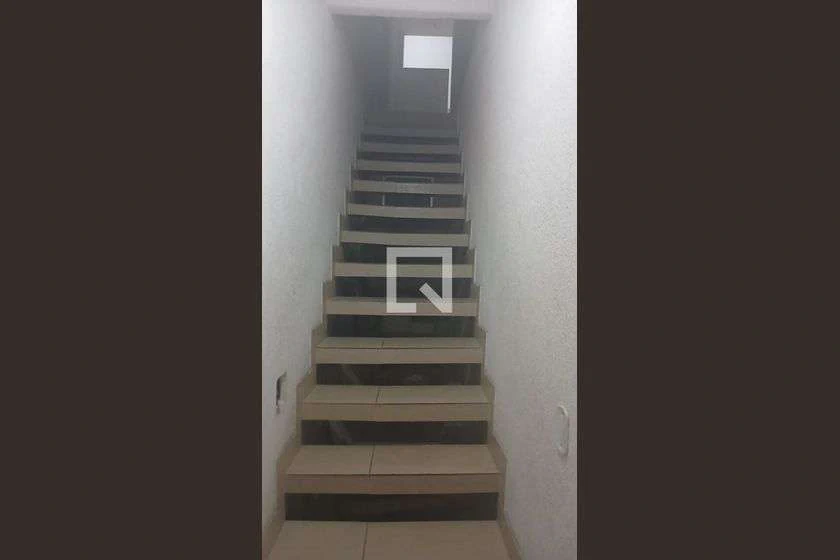 Apartamento de 2 quartos com cozinha fechada e 45 m² — photo 9
