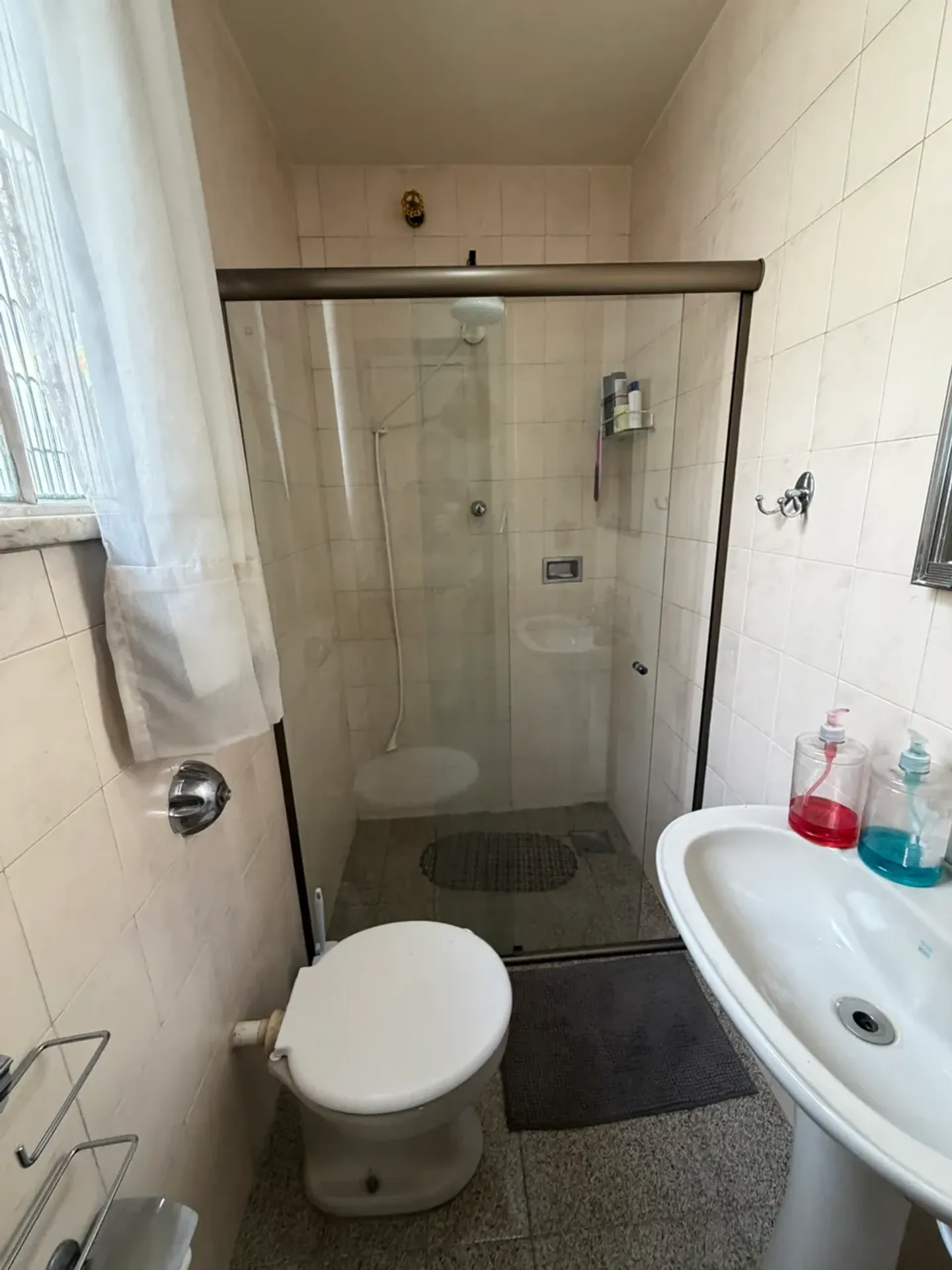 Casa mobiliada para locação com 6 quartos e 4 banheiros — photo 10