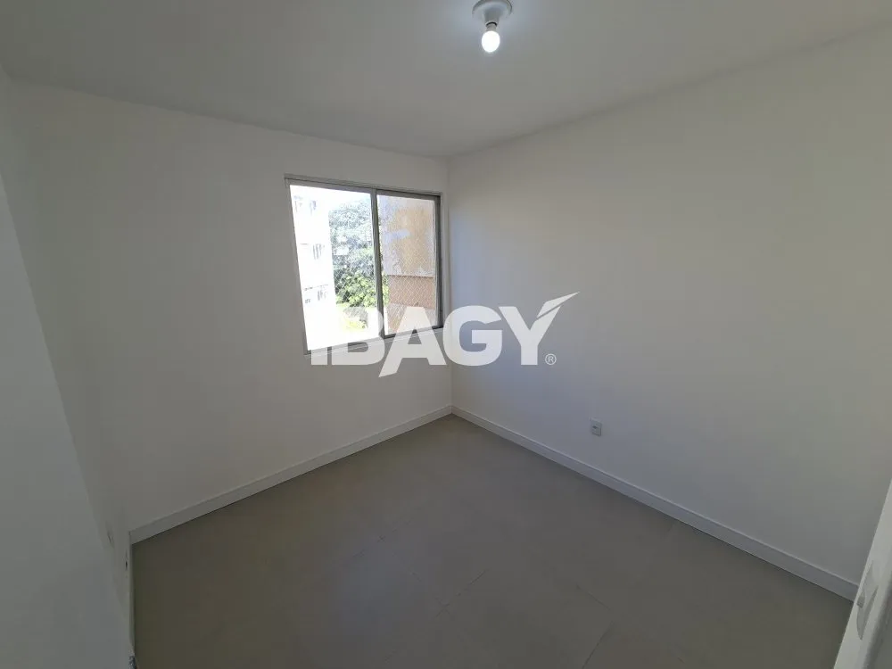 3-bedroom apartment with a half-bath and parking — photo 6