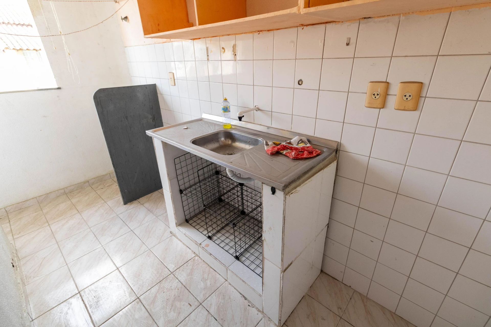 Apartamento com 2 quartos e cozinha independente
