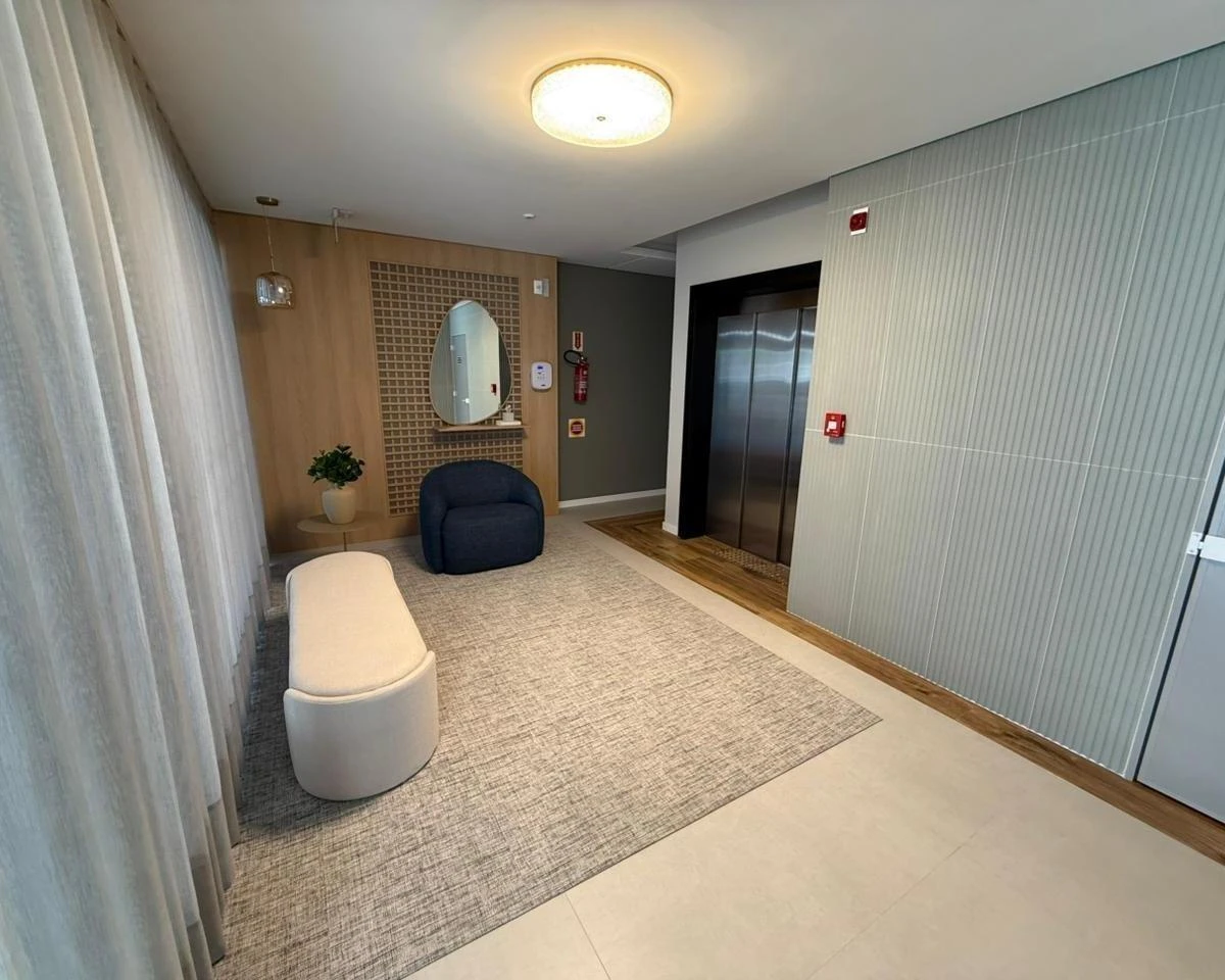 One-bedroom apartment with a grill on the balcony — photo 36