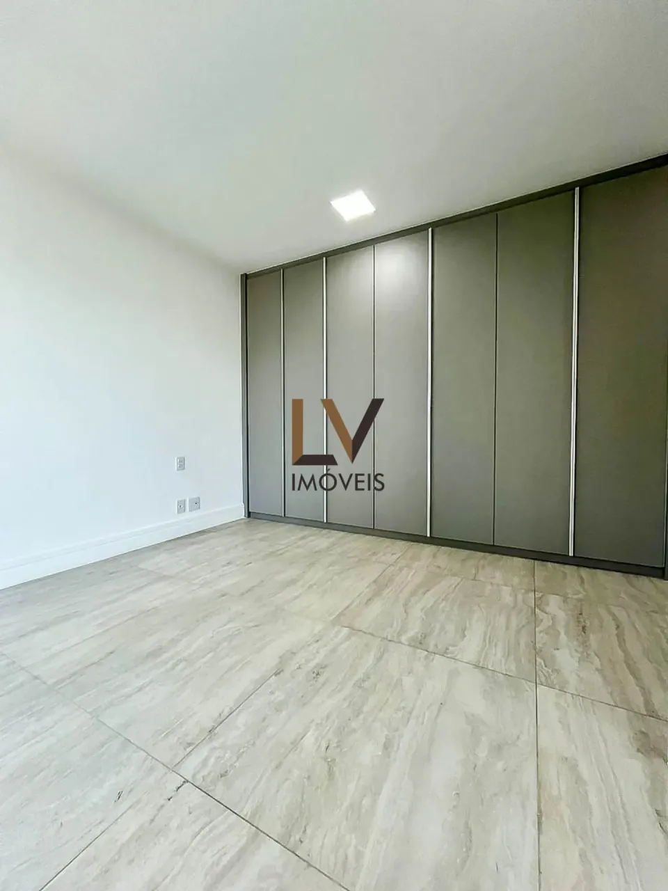 Apartamento mobiliado com 4 quartos e cozinha americana — photo 13