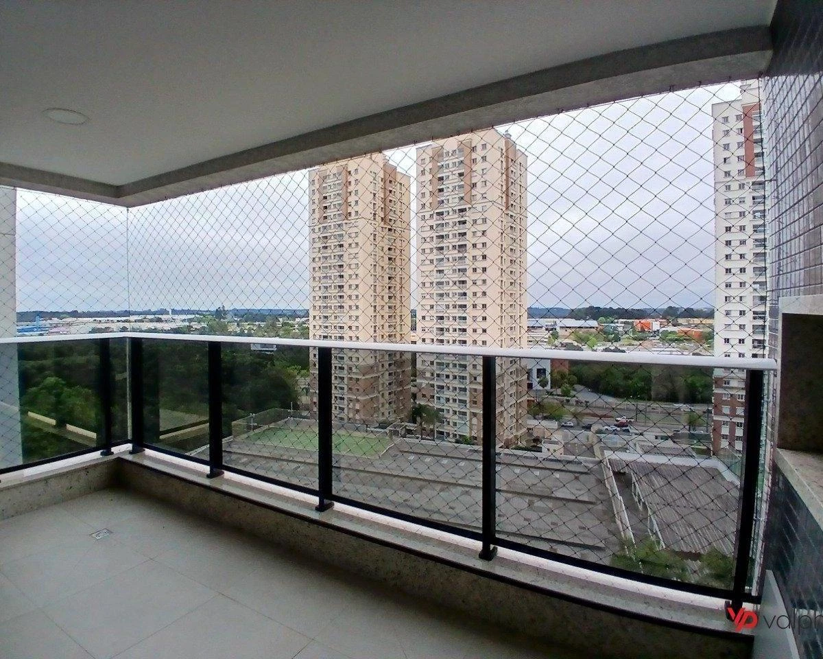2-bedroom apartment in a building with a gym — photo 17