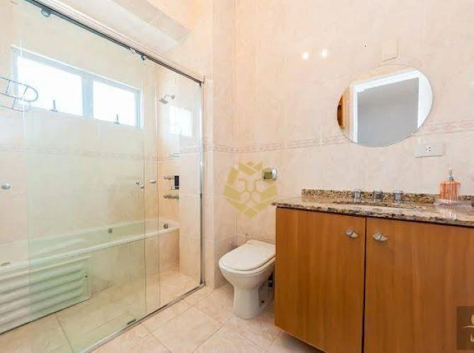 Casa amueblada con jardín privado y 4 dormitorios — photo 9
