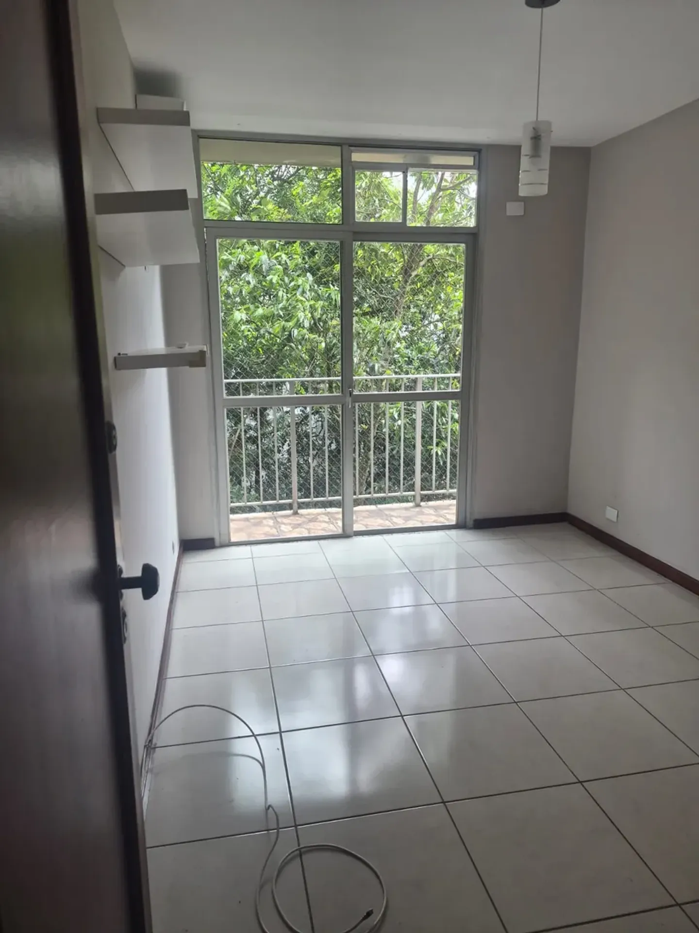 Home office in a 4-bedroom apartment, 138 m² — photo 24