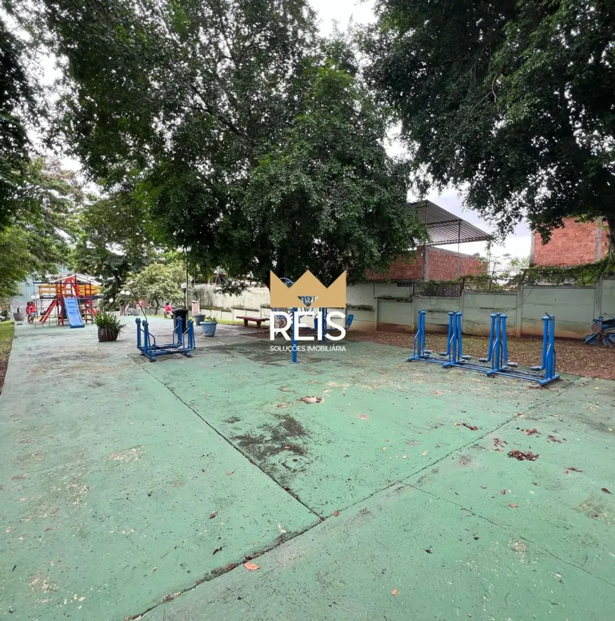 Casa sem mobília com 2 quartos e box de vidro — photo 16