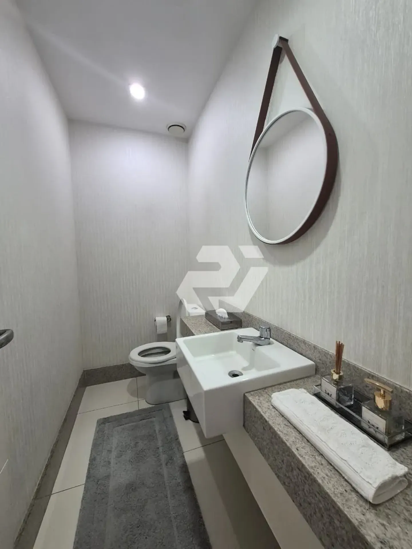 Furnished apartment, 233 m², with a walk-in closet — photo 28