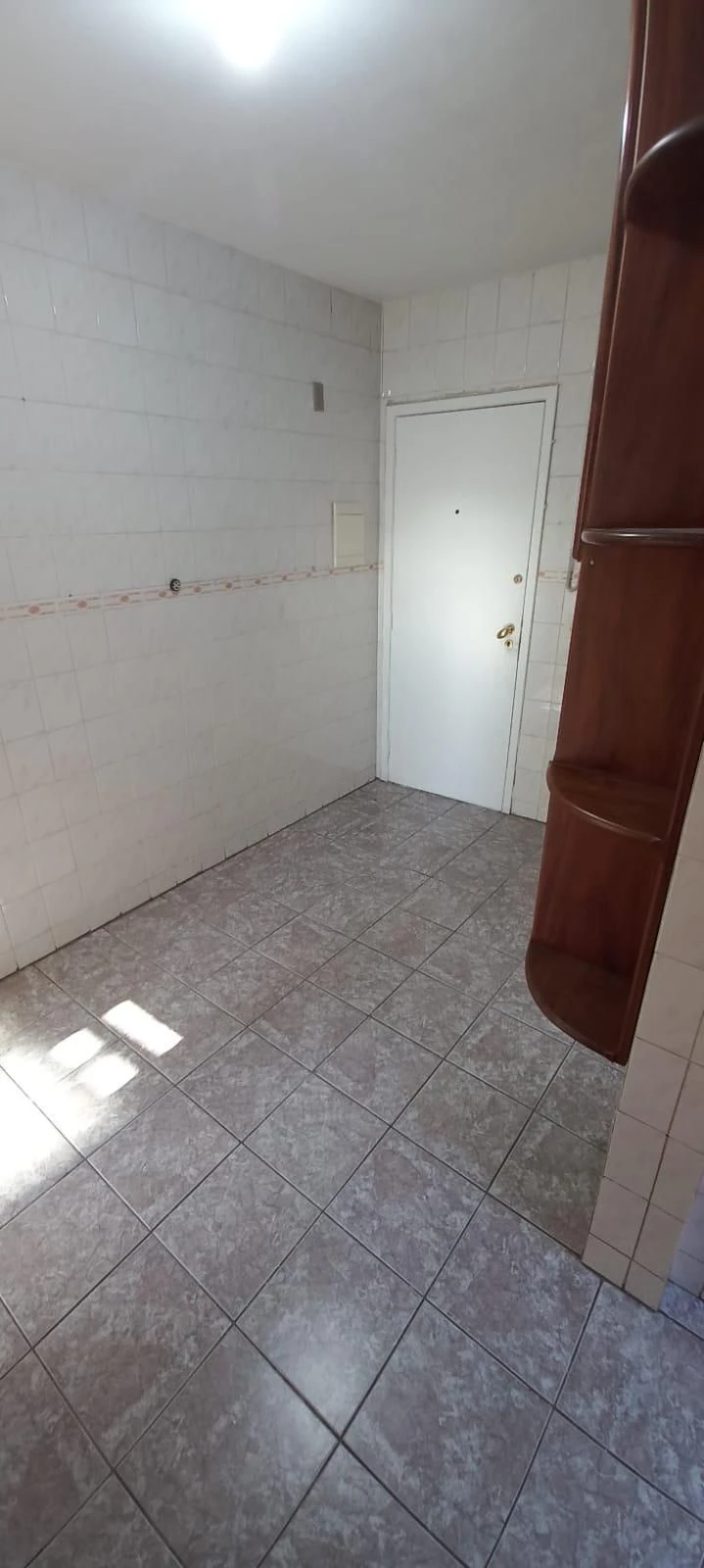 Невмебльована квартира з 2 спальнями і 1 паркомісцем — photo 28