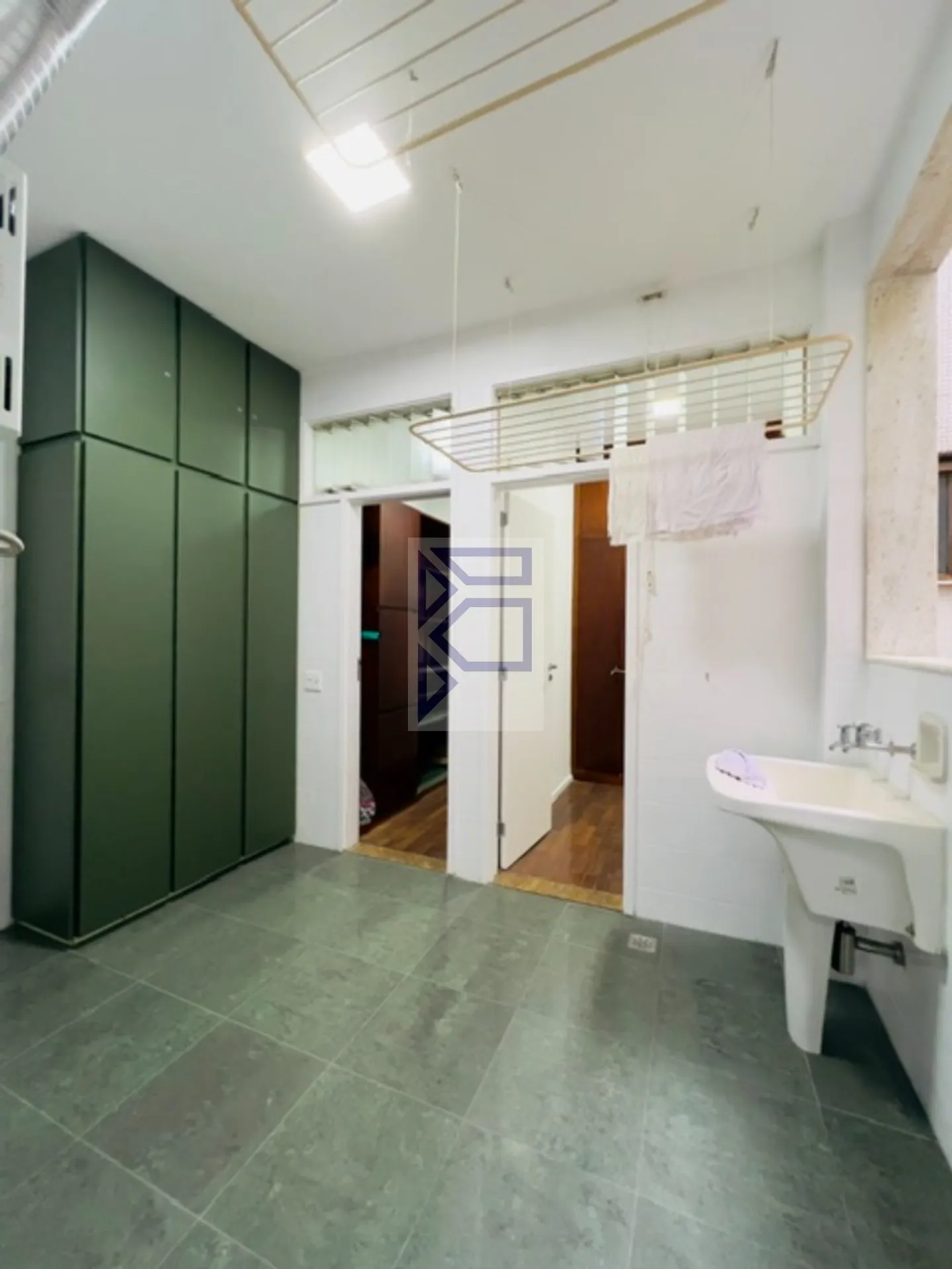 Apartamento de 227 m² com 4 quartos e 3 vagas — photo 19