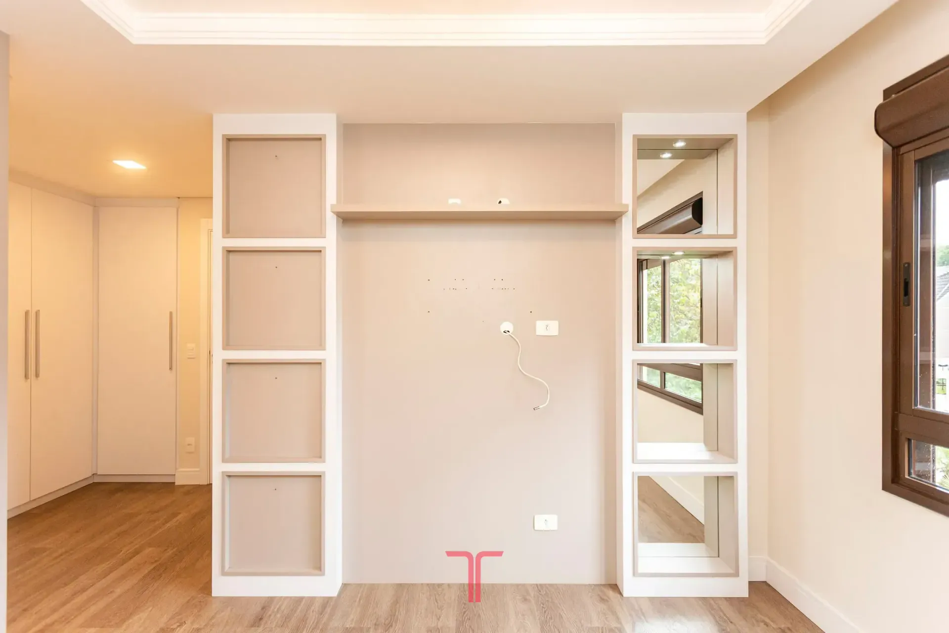 3-bedroom apartment in a building with a pool — photo 41