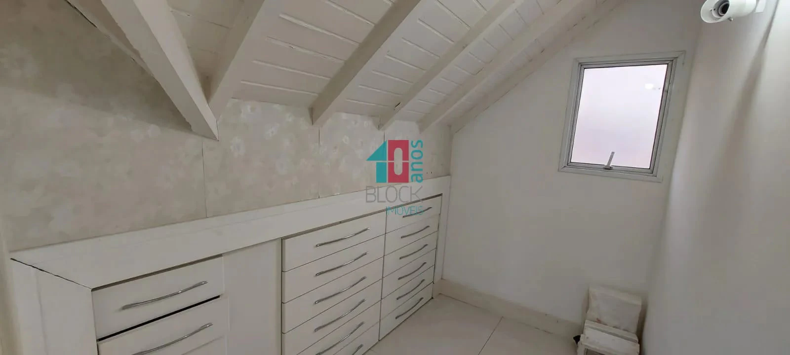 Casa de 200 m² com 4 suítes e 3 vagas — photo 25