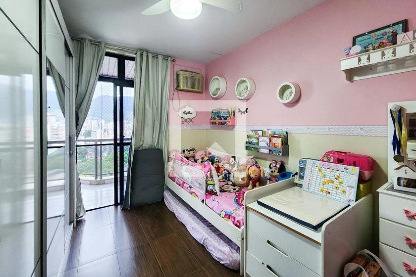 Furnished 100 m² apartment with 2 bedrooms and balcony — photo 4