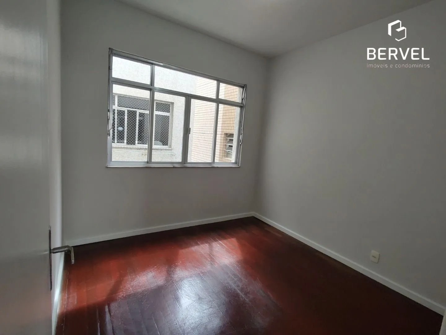 Apartamento com piso de madeira ou laminado, Rio de Janeiro — photo 9