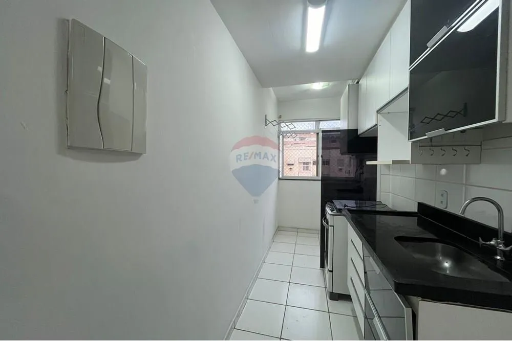 2-bedroom apartment in a building with a gym — photo 15