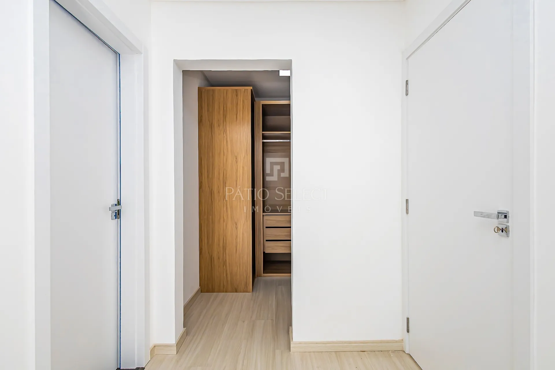 Casa de 181 m² com varanda gourmet e closet — photo 13
