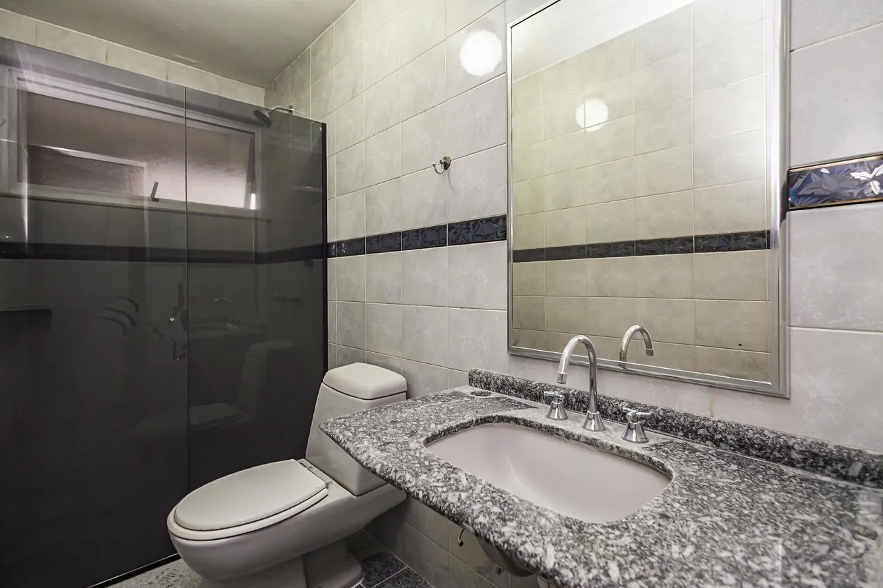 Apartamento com cozinha fechada, 3 quartos e 2 banheiros — photo 5
