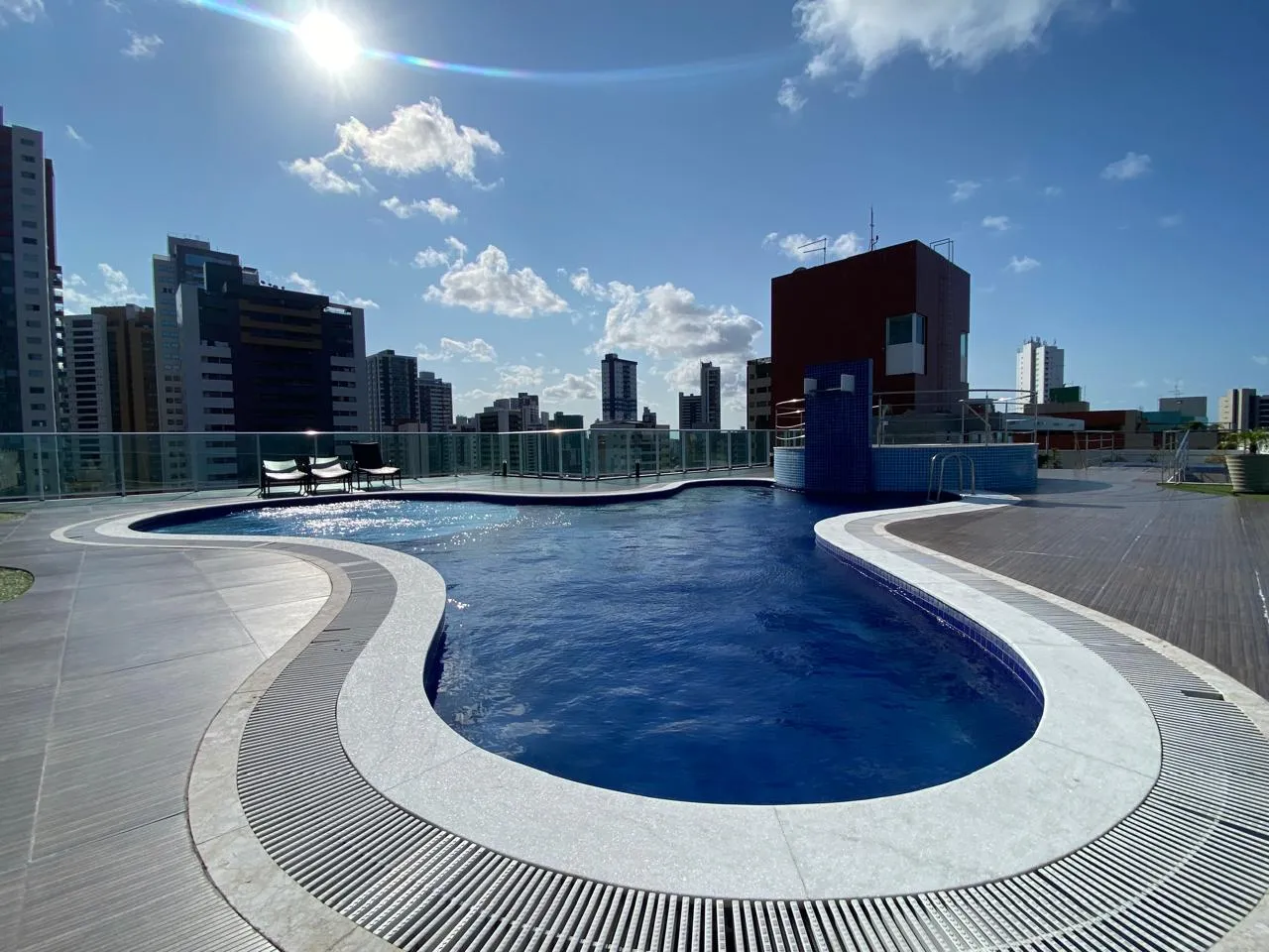 3-bedroom apartment with 2 en-suites and a balcony — photo 12