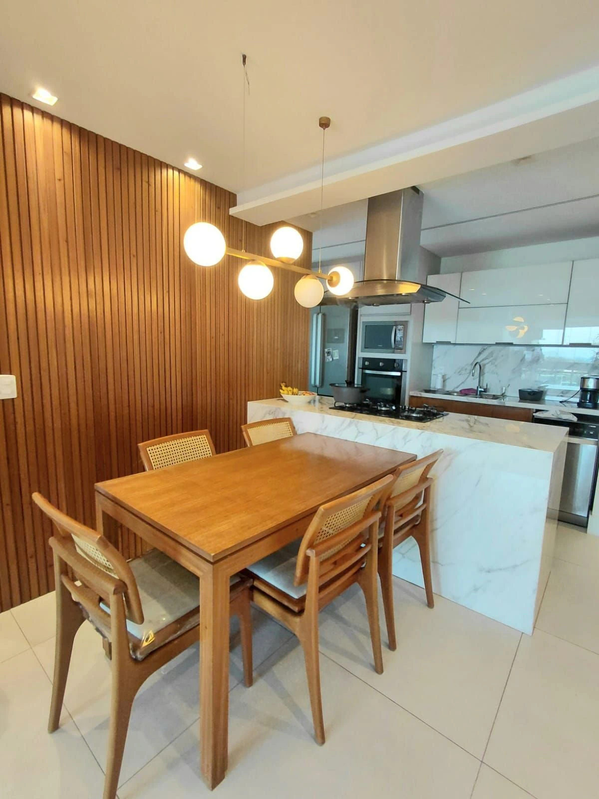 Duplex top-floor apartment with 221 m² and 4 bedrooms — photo 12