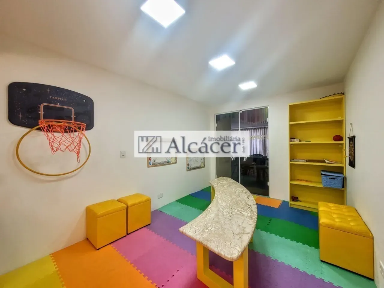 3-bedroom apartment with 4 bathrooms and 2 parking spaces — photo 29