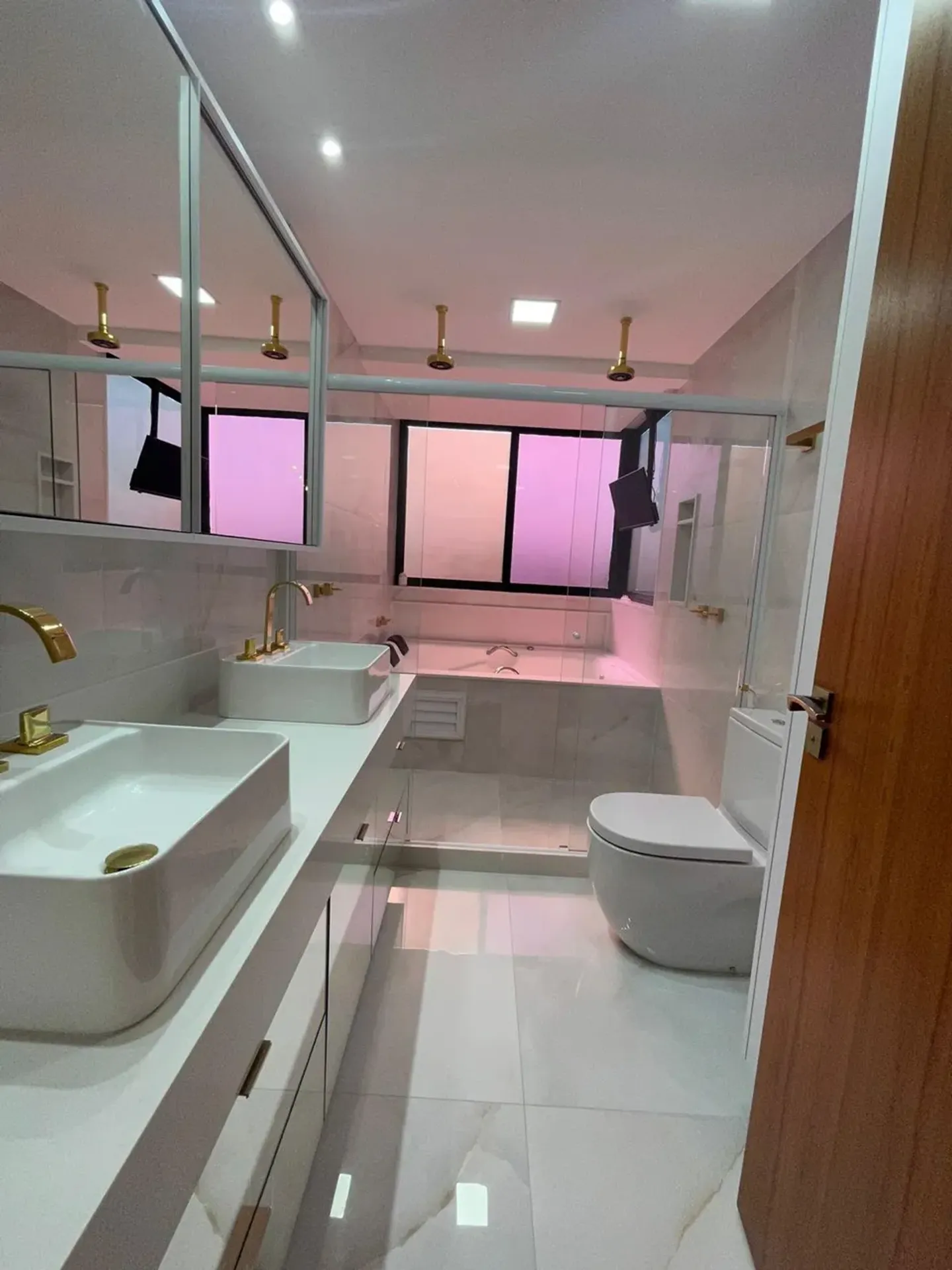 Apartamento mobiliado com 270 m² e 6 suítes — photo 19