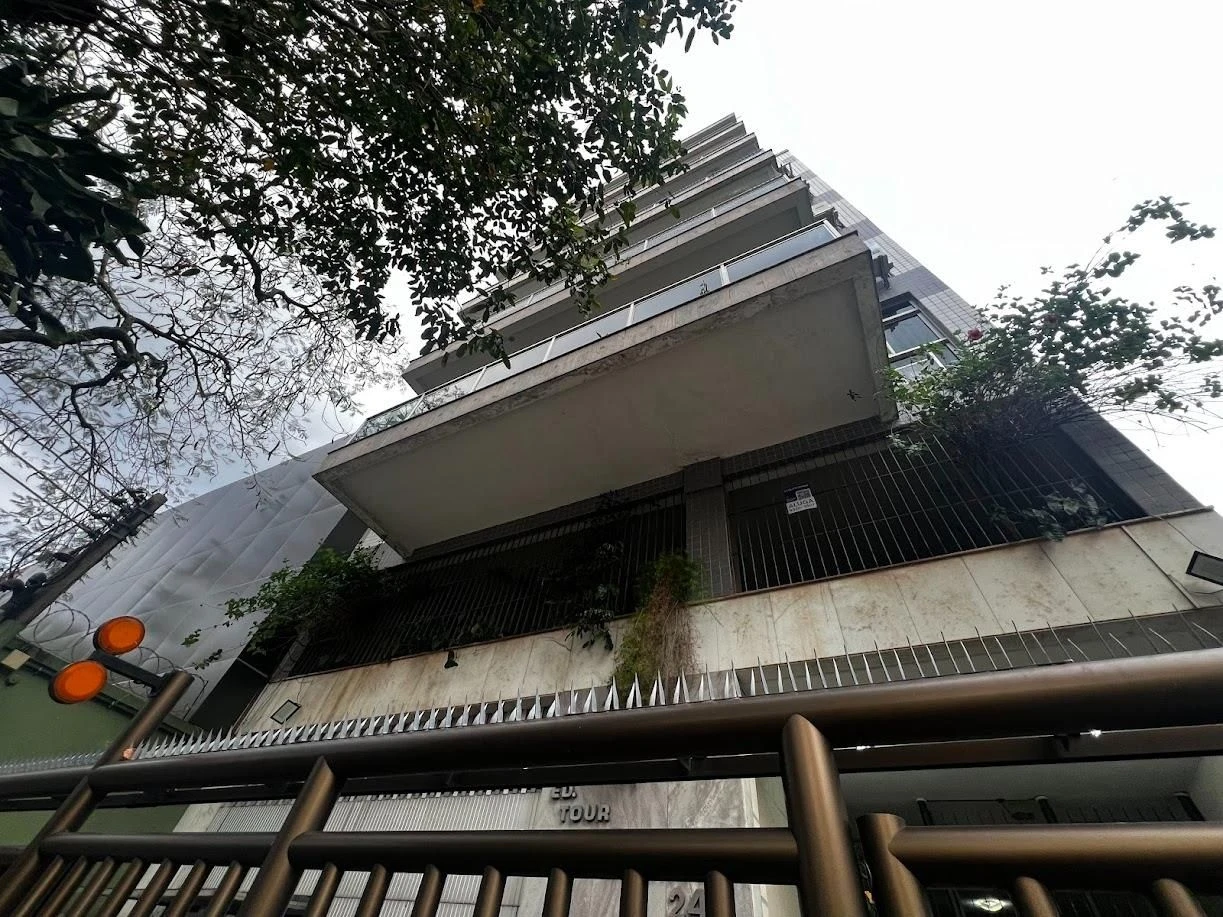 Apartamento para alugar com 4 quartos, 1 suíte e varanda — photo 60