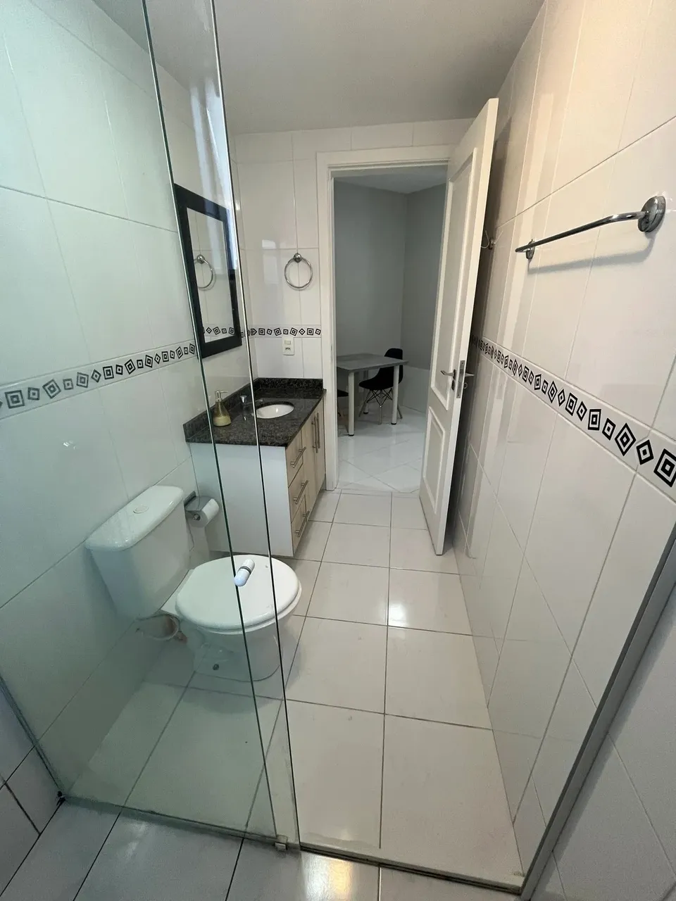 Apartamento mobiliado de 1 dormitório com vaga — photo 4