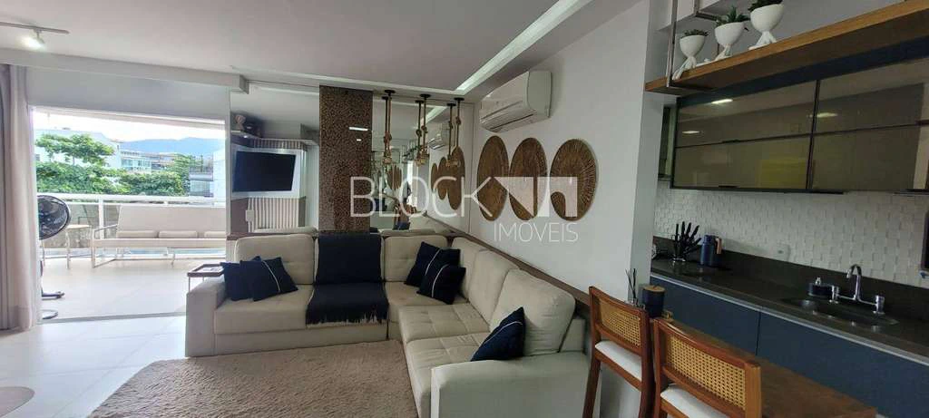 Furnished apartment with 3 bedrooms and 2 en-suites — photo 7