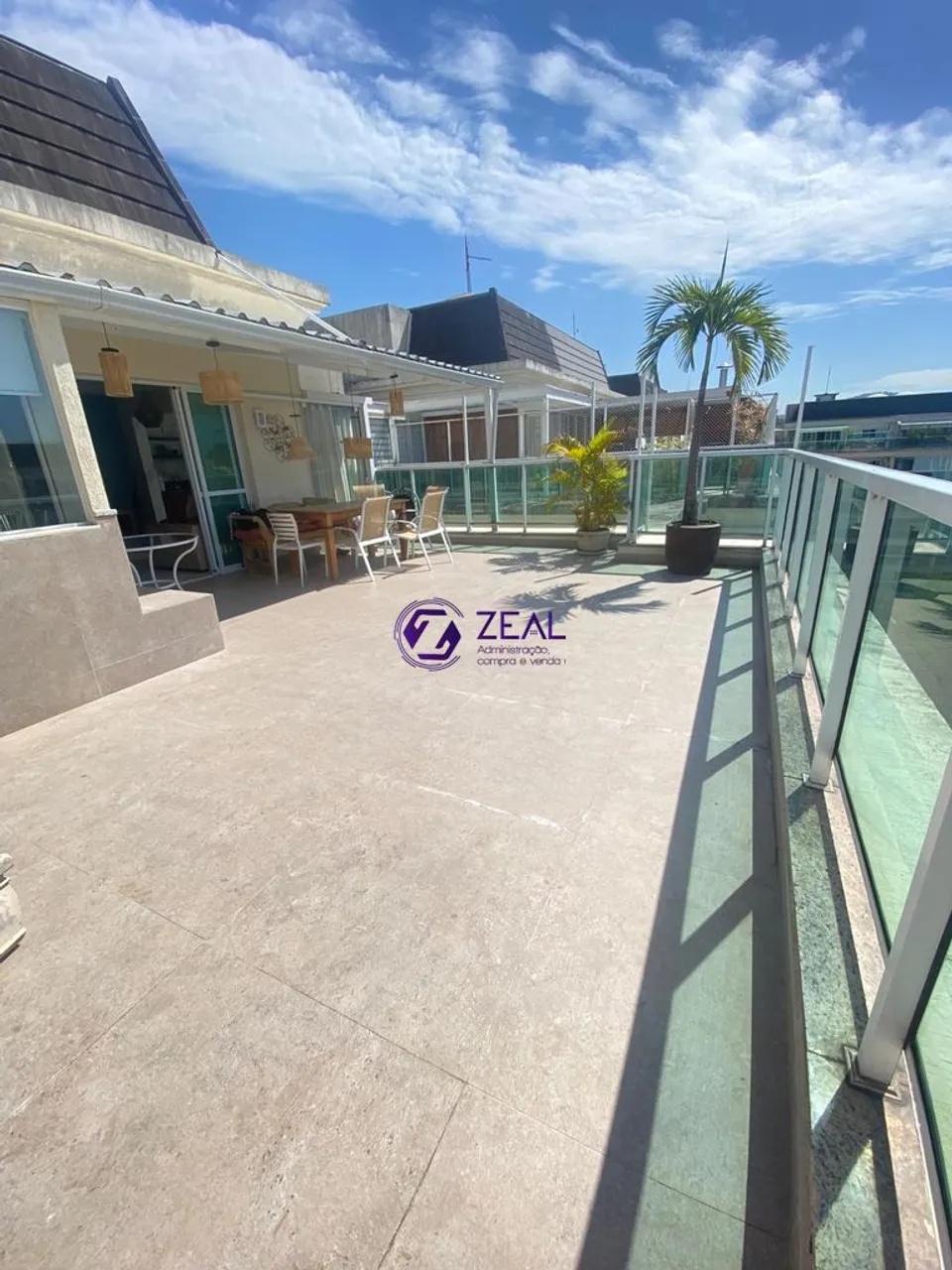 Furnished duplex penthouse with 3 bedrooms and 4 bathrooms — photo 12