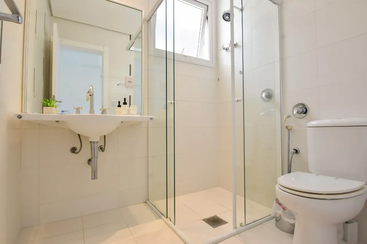 Casa mobiliada com 4 suítes e piscina aberta — photo 31