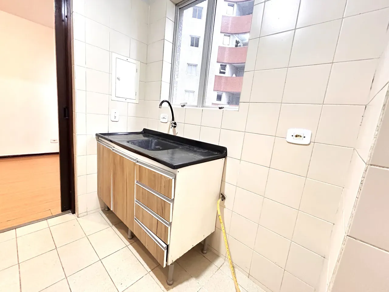 Apartment on the 2nd floor with wood or laminate floors — photo 2