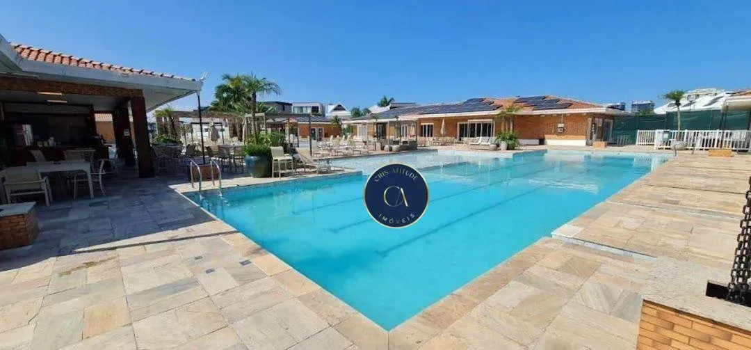 House with 6 bedrooms and 7 bathrooms, 484 m² — photo 55
