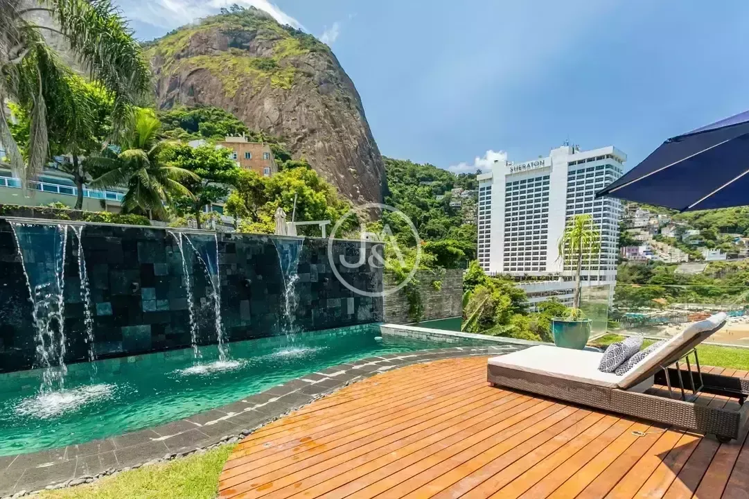 Casa con 5 dormitorios y 5 baños de 700 m² — photo 8