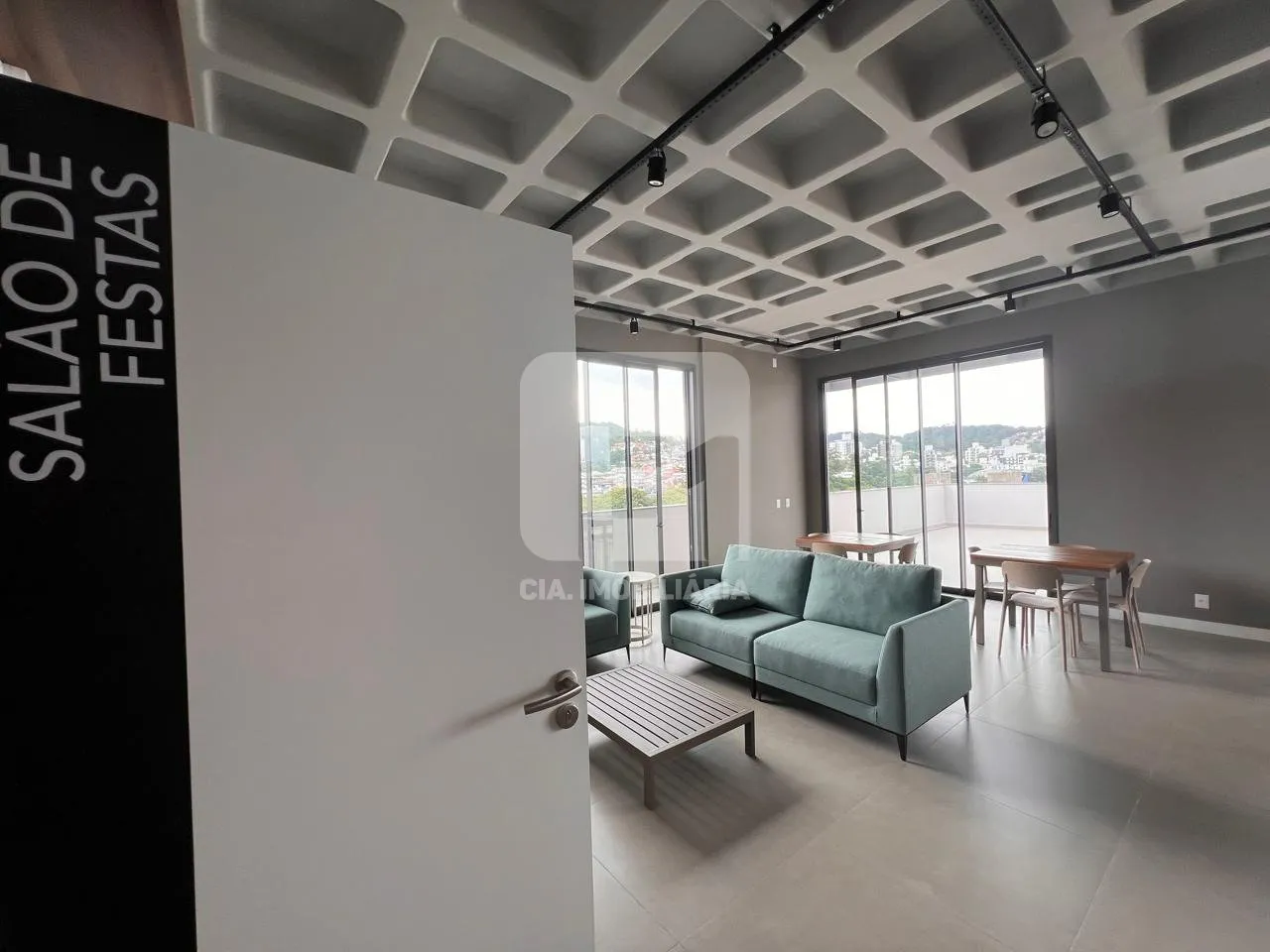 Furnished 46 m² studio with 1 parking space — photo 18