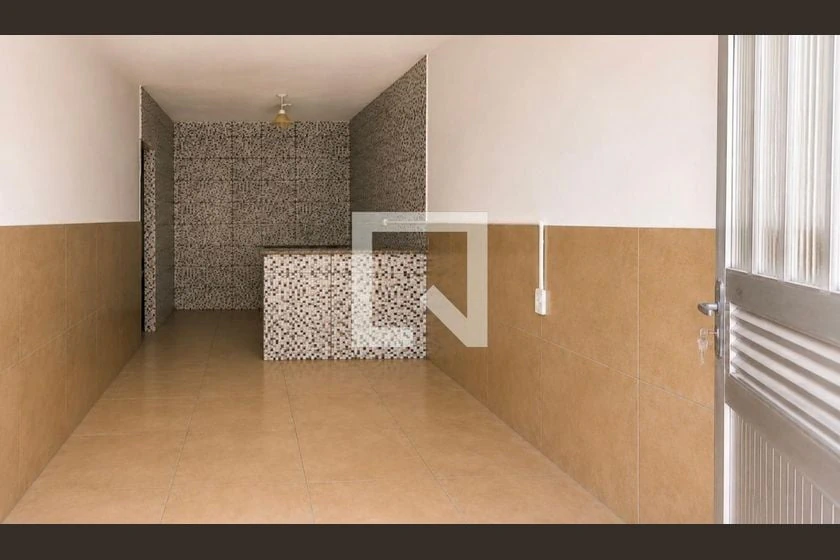 2-bedroom apartment with 60 m² and a balcony, no parking — photo 2