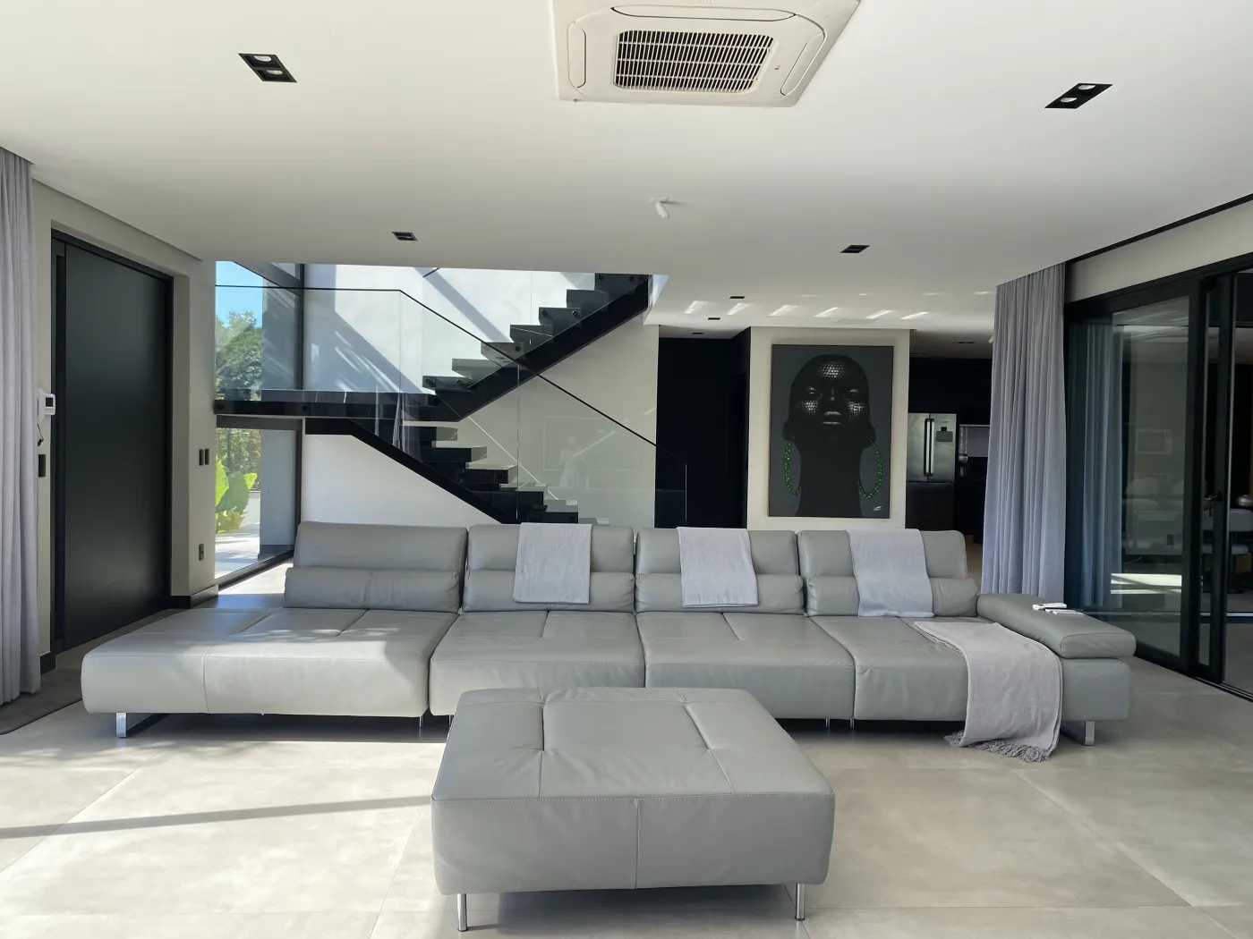 Меблированный дом 513 м²: 5 спален и 6 ванных — photo 8