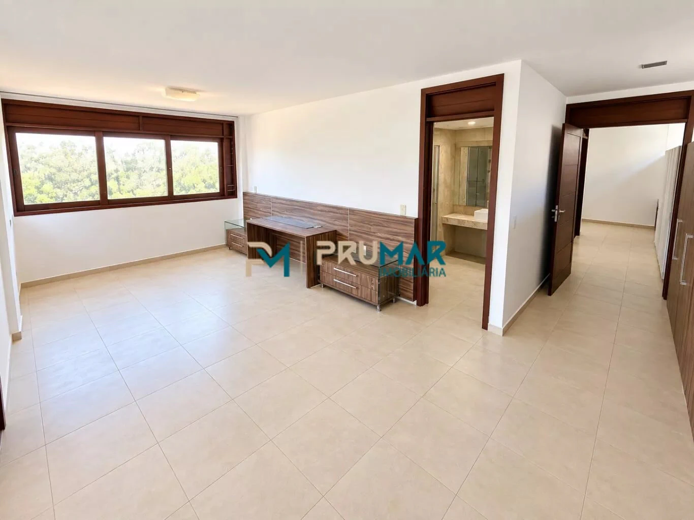 4 quartos e vista para a água: casa de 370 m² — photo 18