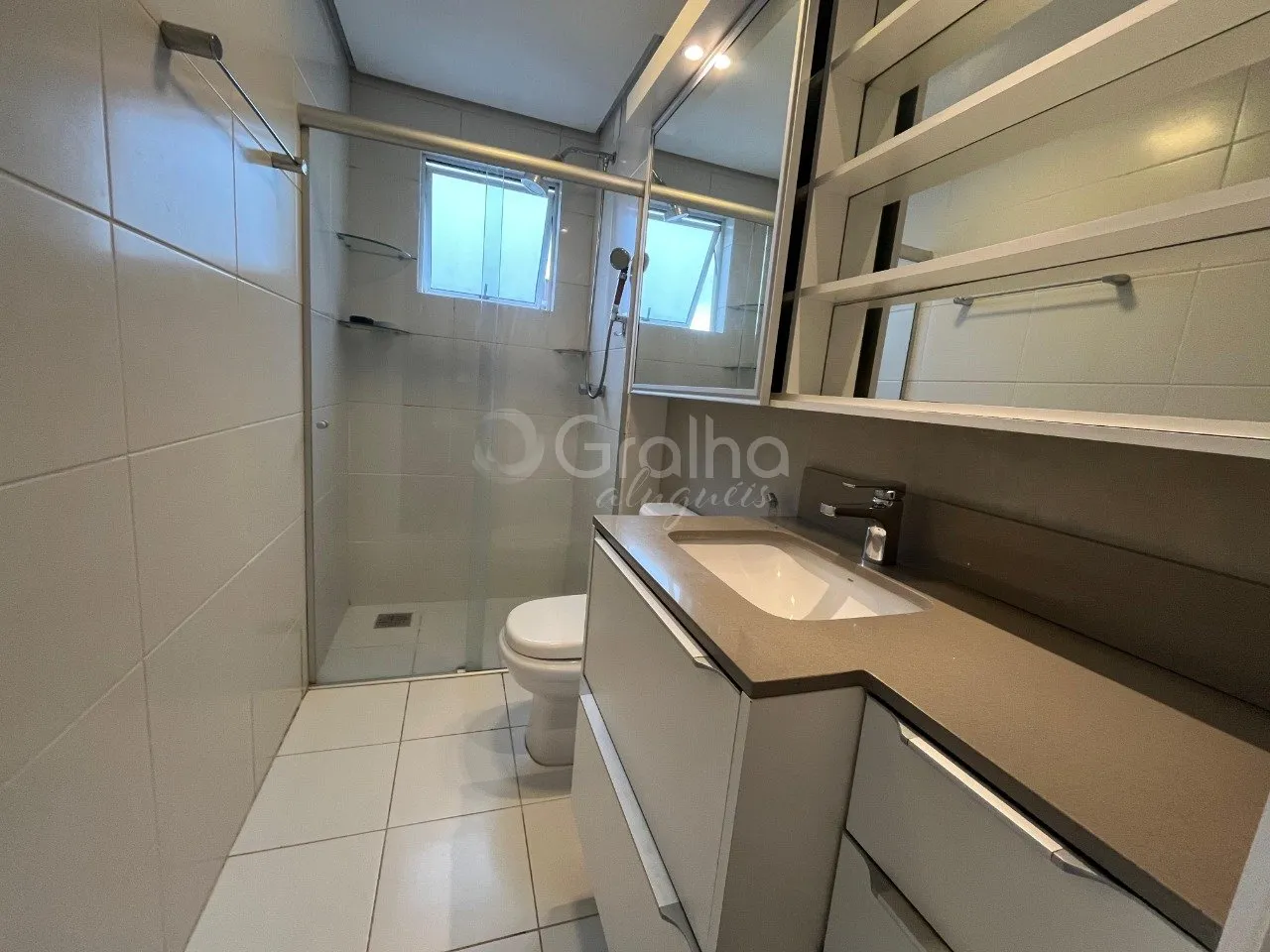 Мебльована квартира з 2 спальнями та 86 м² — photo 8